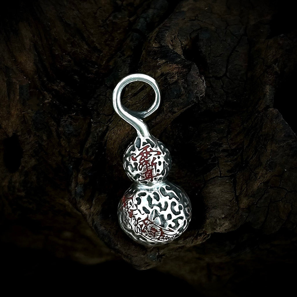 TaoWards Ziwei Talisman Gourd Pendant Necklace — front view