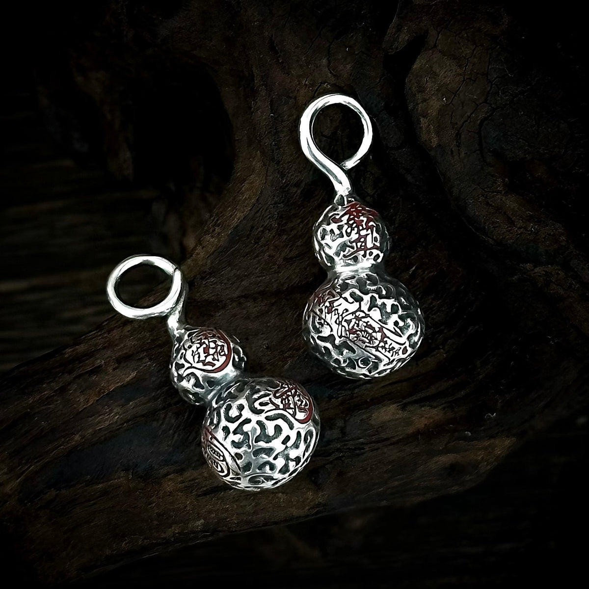 TaoWards Ziwei Talisman Gourd Pendant Necklace — alternate angle
