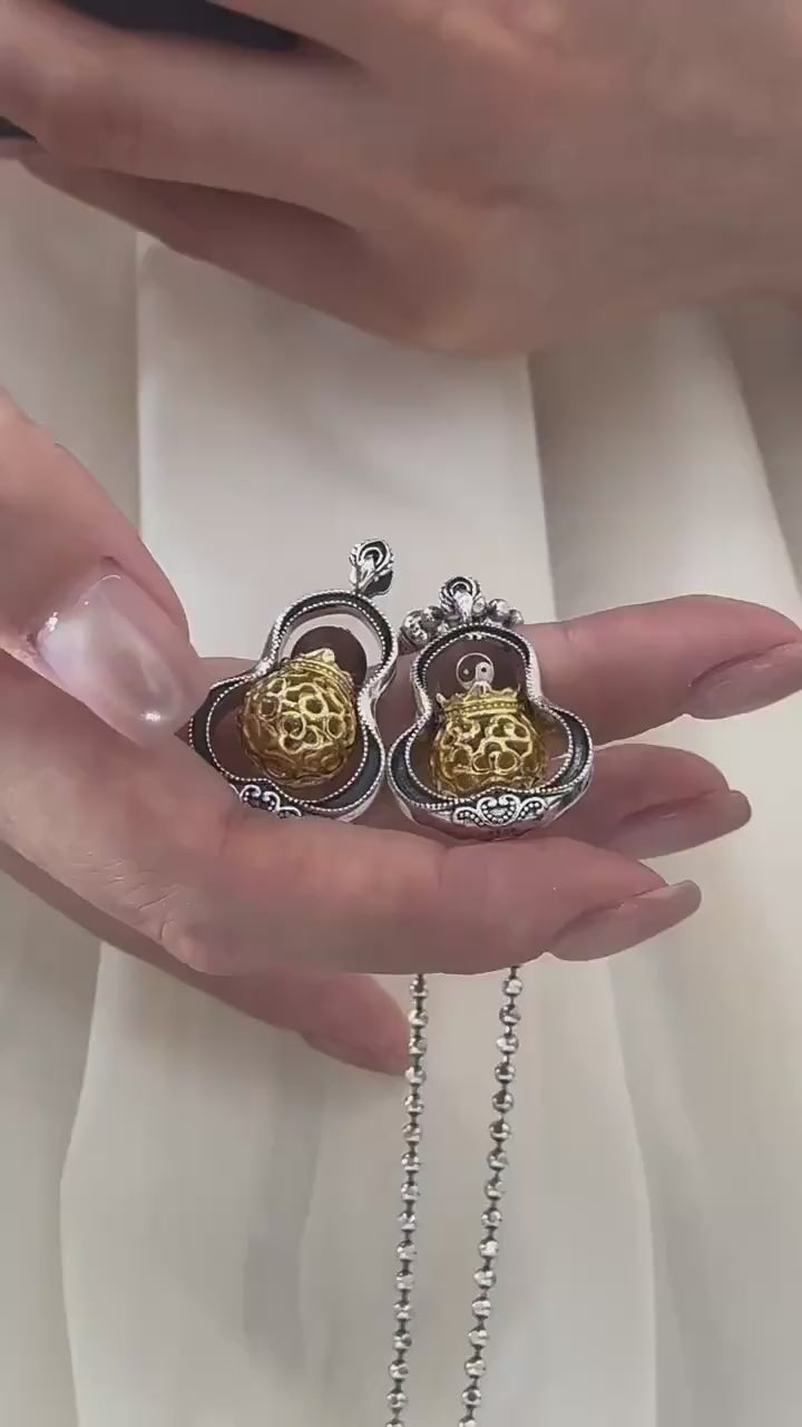 TaoWards S925 Silver Jujube Wood Yin Yang Gourd Pendant product video