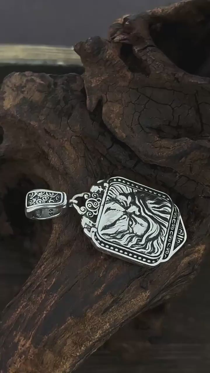 TaoWards S925 Silver Zhong Kui Face Pendant product video
